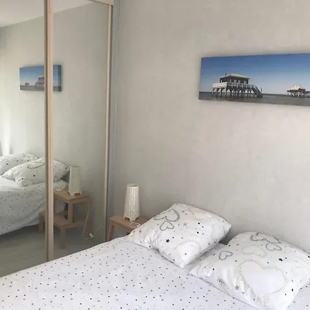 La Coccinelle Du Bassin Apartment